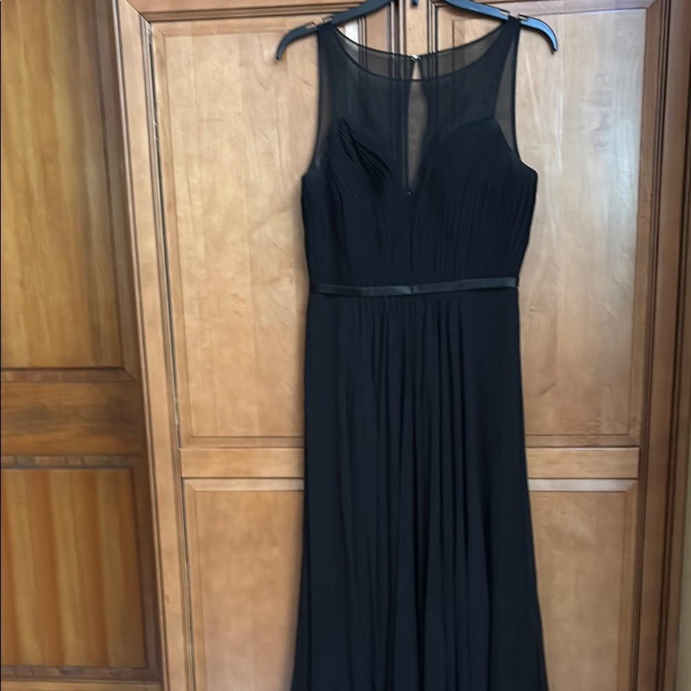 Elegant Black Sleeveless Dress